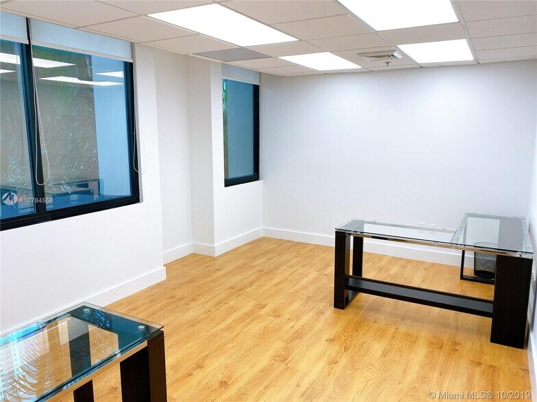 More Photos Of 1110 Brickell Ave, Miami Office For Lease