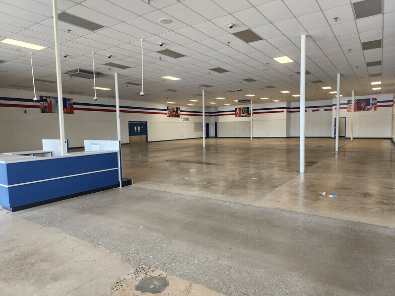 More Photos Of 1301-1349 W Floyd Baker Blvd, Gaffney Unknown For Lease