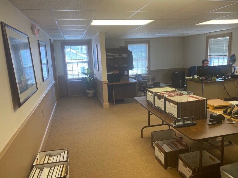 More Photos Of 62 Stark St, Manchester Office For Sale