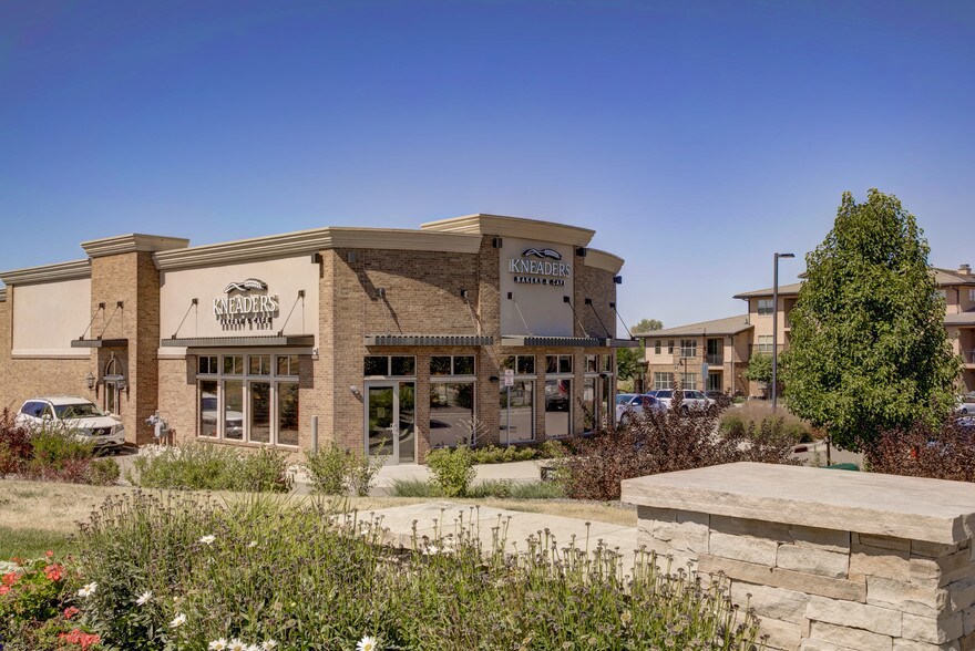 More Photos Of 9846 Zenith Meridian Dr, Englewood Restaurant For Lease