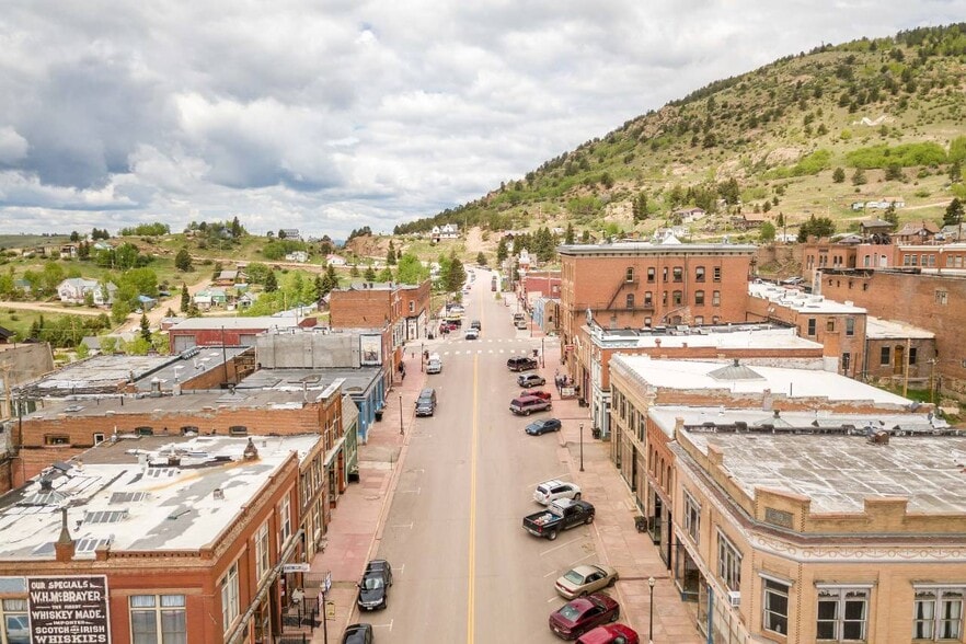 More Photos Of 400 W Victor Ave, Victor Hotel For Sale