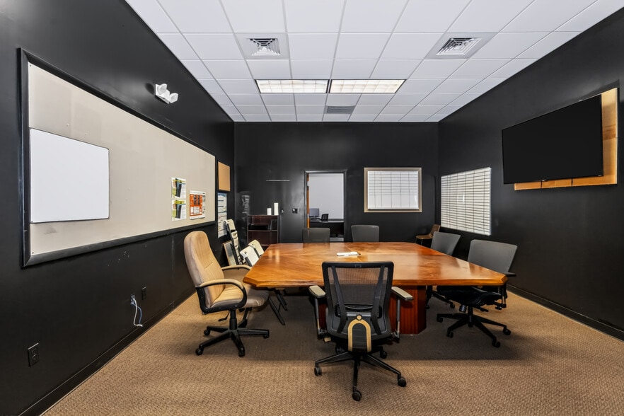 More Photos Of 13775-13777 N Nebraska Ave, Tampa Office For Sale