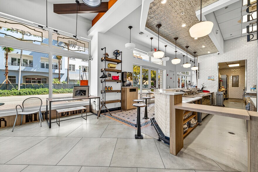 More Photos Of 124 NE 5th Ave, Delray Beach Drugstore For Sale
