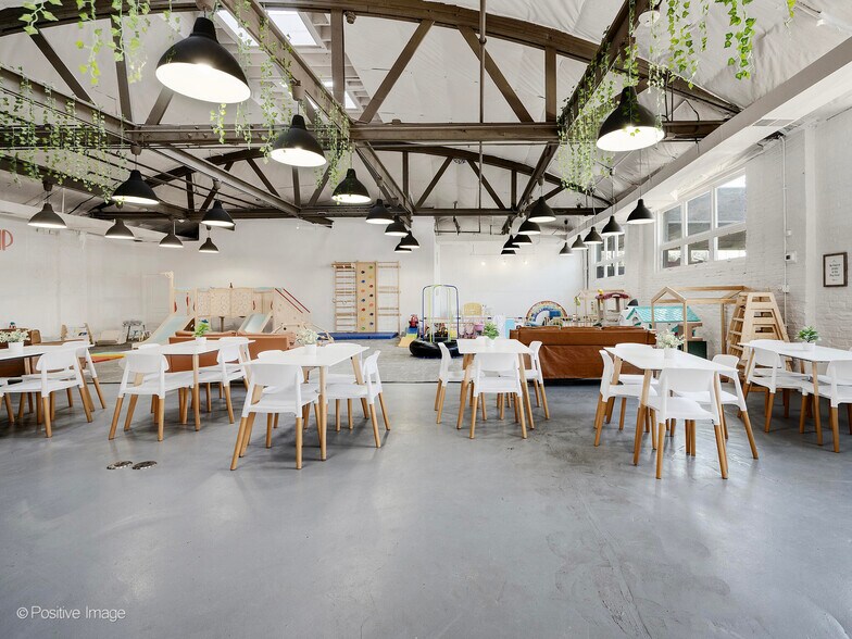 More Photos Of 501-503 Duane St, Glen Ellyn Apartments For Lease