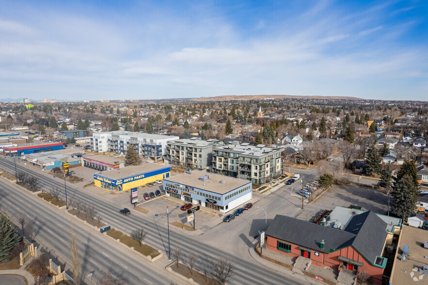 More Photos Of 602 16th Ave NW, Calgary Storefront Retail Office For Lease