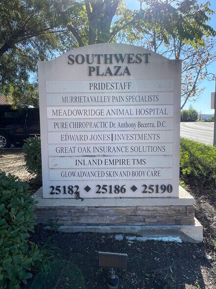 More Photos Of 25190 Hancock Ave, Murrieta Office For Lease