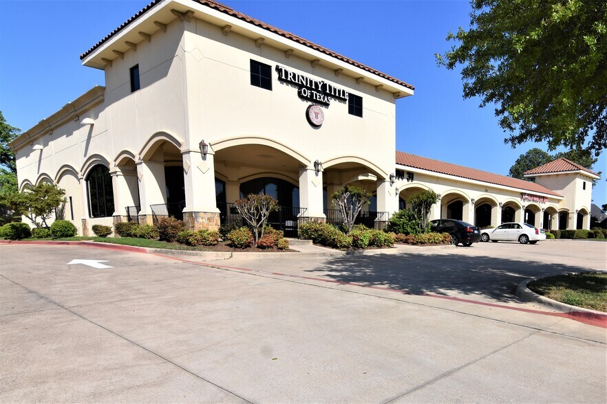 Primary Photo Of 5312 Park Springs Blvd, Arlington General Retail For Sale