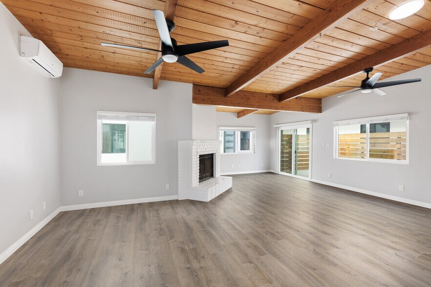 More Photos Of 7128 E Hyatt St, San Diego Apartments For Sale