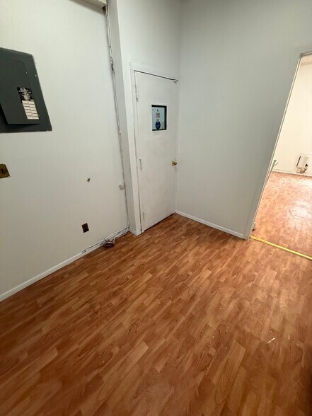 More Photos Of 64-03 Roosevelt Ave, Woodside Storefront Retail Office For Lease