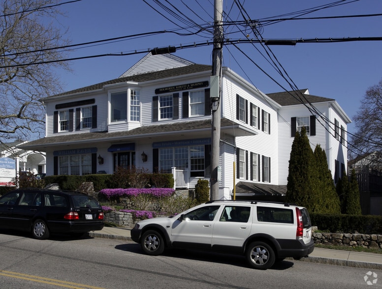 Primary Photo Of 812 Main St, Osterville Office Residential For Lease