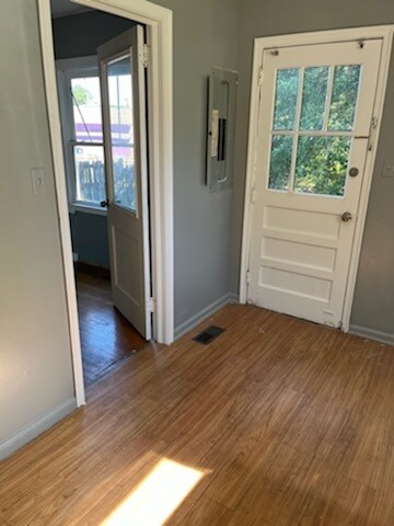 More Photos Of 1380 Wylie Dr, Marietta Office For Lease