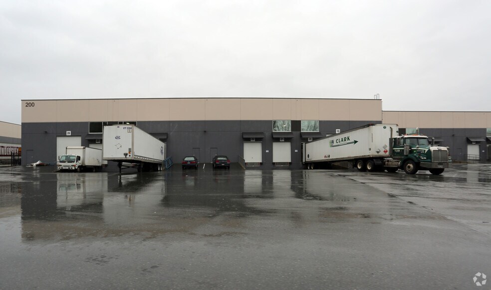 More Photos Of 19100 Airport Way, Pitt Meadows Warehouse For Lease