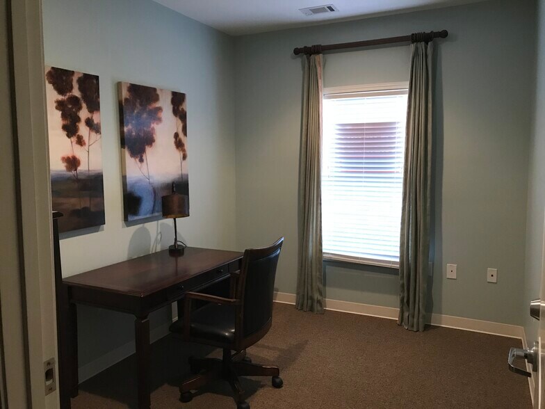 More Photos Of 111 Lovett Dr, Greenville Office For Lease