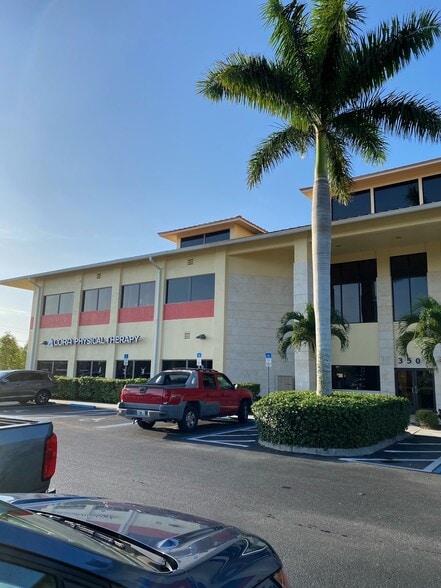 More Photos Of 3507 Lee Blvd, Lehigh Acres Medical For Lease