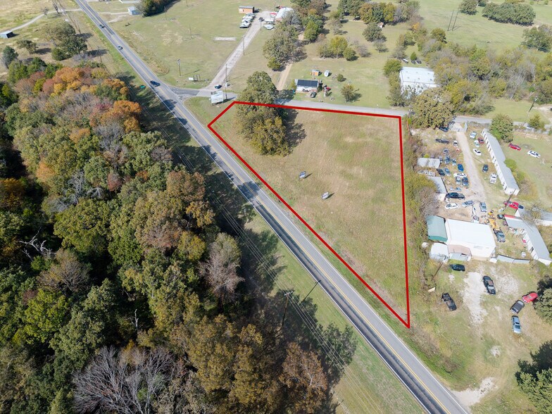 More Photos Of 1412 Mason Ln, Tool Land For Sale
