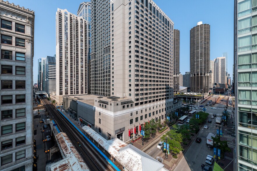 More Photos Of 177 N State St, Chicago Office For Lease