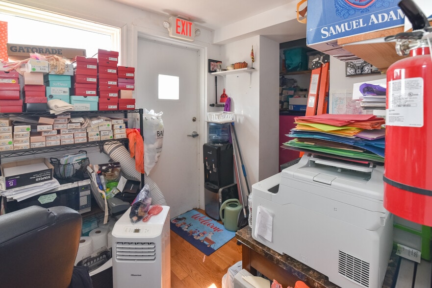 More Photos Of 3547 Chestnut Ave, Baltimore Storefront Retail Residential For Sale
