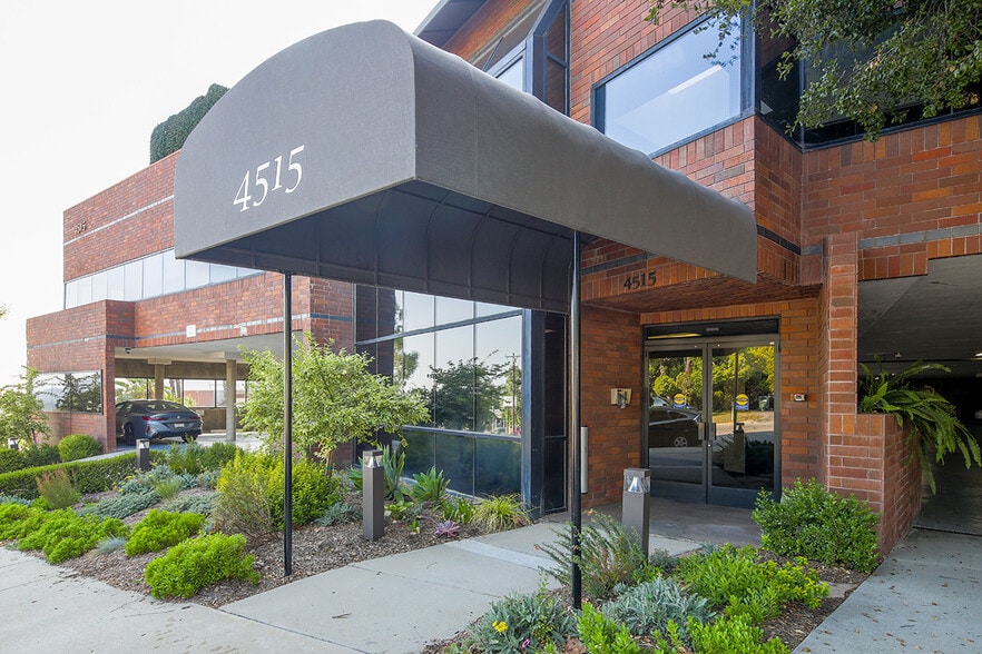 More Photos Of 4515 Ocean View Blvd, La Cañada Flintridge Medical For Lease