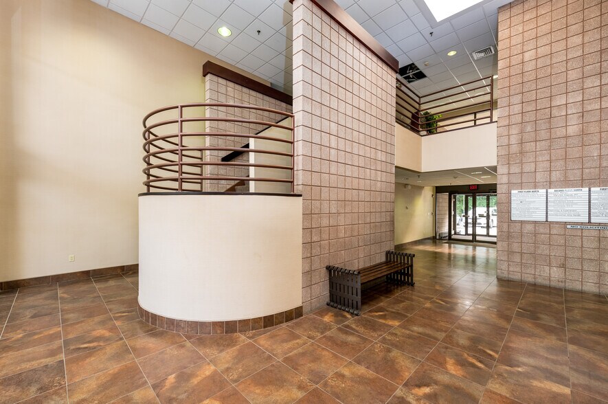 More Photos Of 225 State Highway 35, Red Bank Medical For Lease