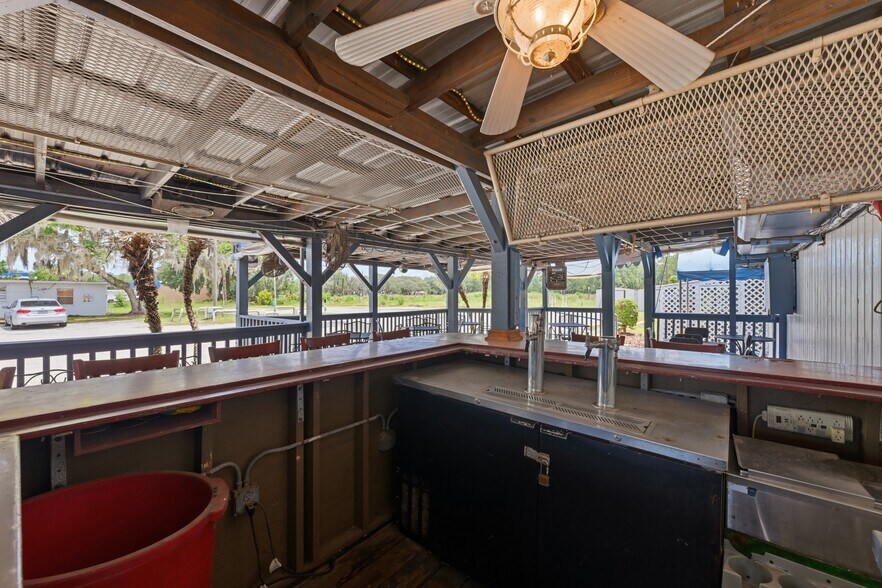 More Photos Of 1148 County Road 309, Crescent City Restaurant For Sale