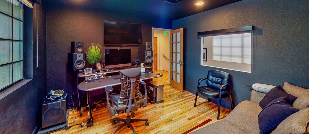 More Photos Of 3889 S Eastern Ave, Las Vegas Office For Sale