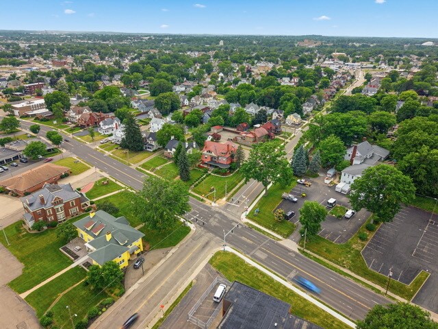 More Photos Of 1435 Market Ave N, Canton Office Residential For Sale