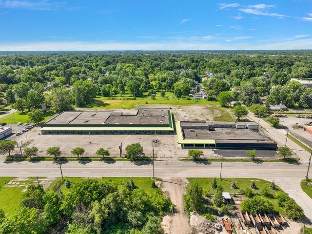 More Photos Of 3402 Richfield Rd, Flint Freestanding For Lease