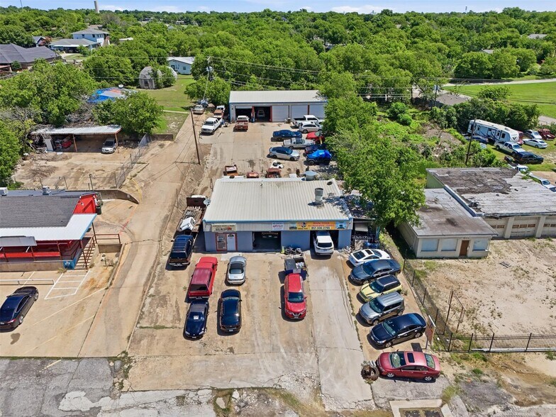 More Photos Of 5416 Jacksboro Hwy, Fort Worth Industrial For Sale