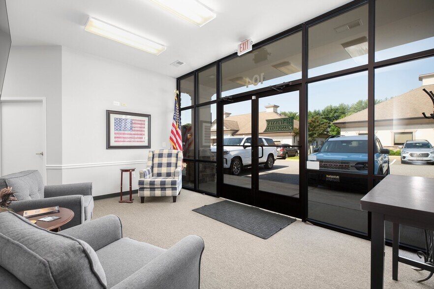 More Photos Of 4520 Plank Rd, Fredericksburg Medical For Lease