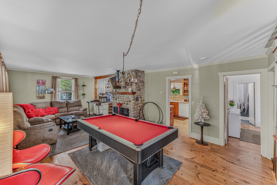 More Photos Of 218 US Route 3, Lincoln Hospitality For Sale