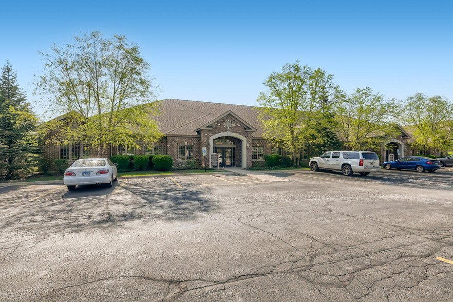 Primary Photo Of 108 S Wynstone Park Dr, North Barrington Office For Lease