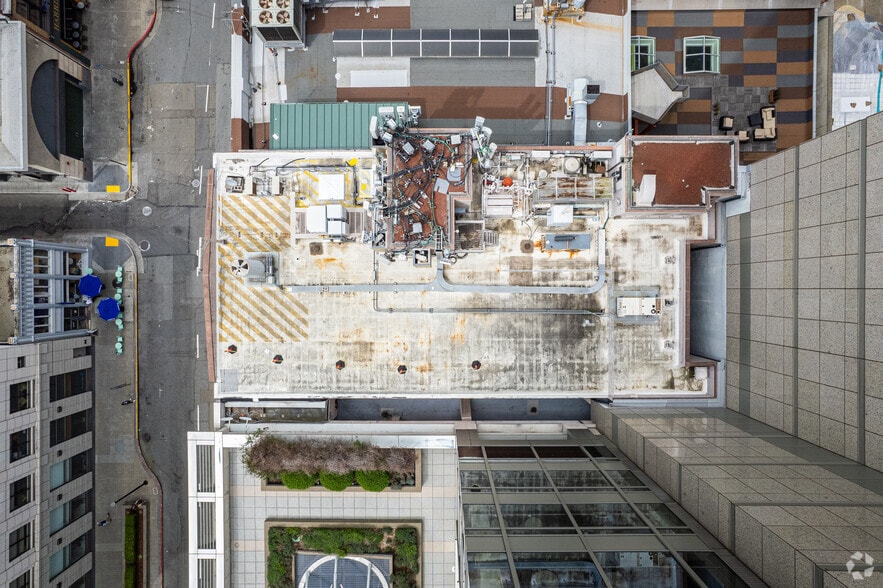 More Photos Of 222 Front St, San Francisco Office For Lease