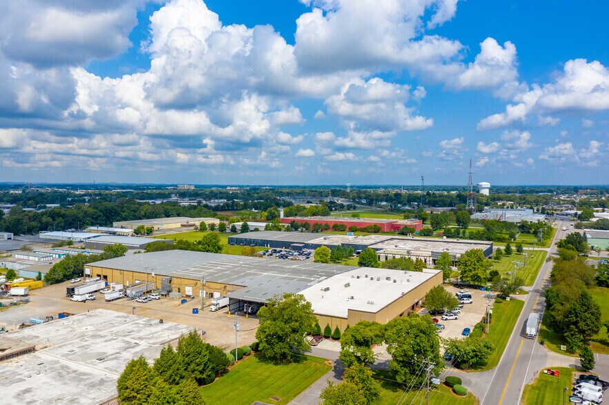 More Photos Of 1154-1188 Park Ave, Murfreesboro Showroom For Lease