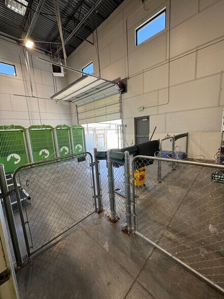 More Photos Of 6327 W Crimson View Dr, South Jordan Veterinarian Kennel For Sale