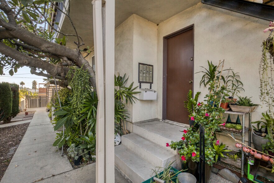 More Photos Of 2714 New Jersey St, Los Angeles Multifamily For Sale