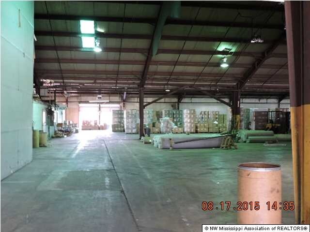 More Photos Of 6235 Cockrum St, Olive Branch Warehouse For Lease