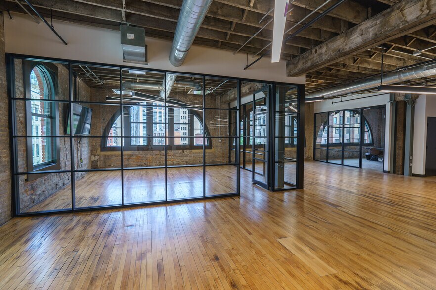 More Photos Of 119 State St, Detroit Office For Sale