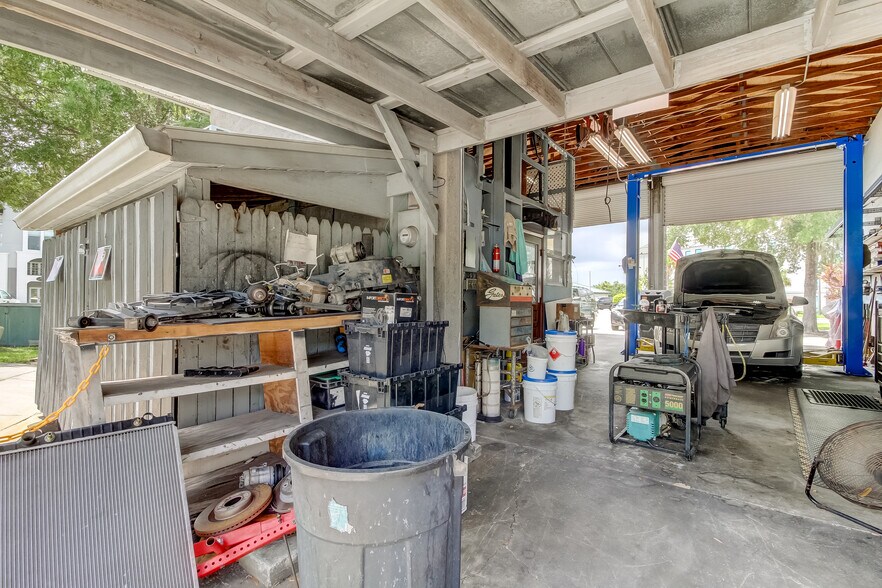 More Photos Of 600 Saint Petersburg Dr E, Oldsmar Auto Repair For Sale