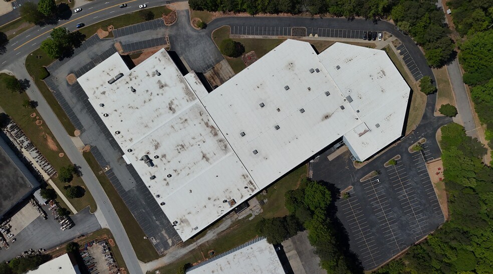 More Photos Of 5224 Snapfinger Woods Dr, Decatur Manufacturing For Lease