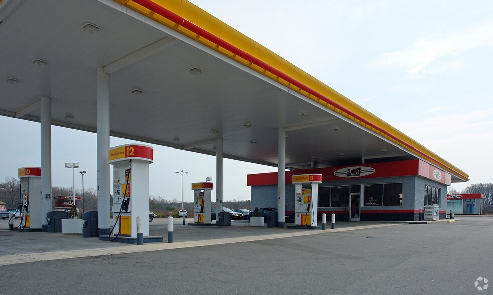 More Photos Of 1128-1132 Freeway Dr, Reidsville Unknown For Lease