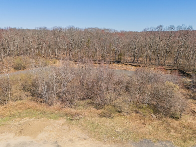 More Photos Of 106 Willenbrock Rd, Oxford Light Manufacturing For Sale