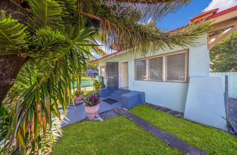 More Photos Of 1334 SW 4th St, Miami Apartments For Sale