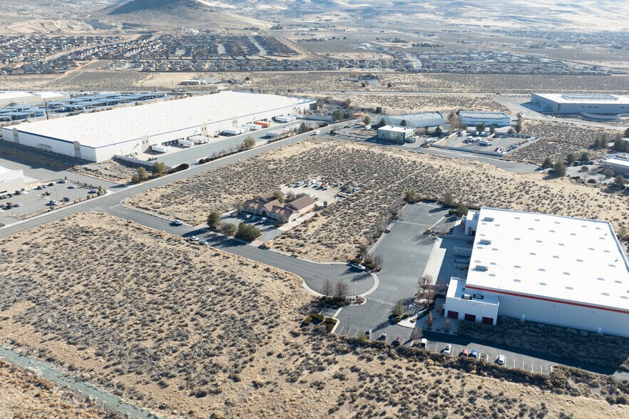 More Photos Of 130 Circuit Ct, Sparks Warehouse For Sale