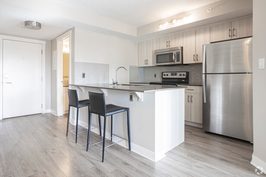 More Photos Of 1235 11th Ave SW, Calgary Apartments For Lease