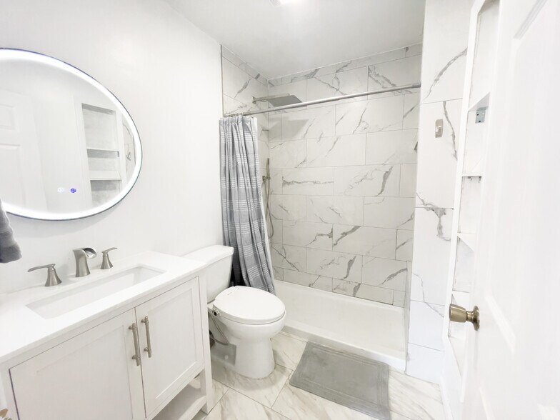 More Photos Of 3873 Cumberland Rd, Fayetteville Apartments For Sale