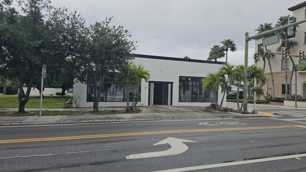 More Photos Of 202 N Federal Hwy, Lake Worth Restaurant For Lease