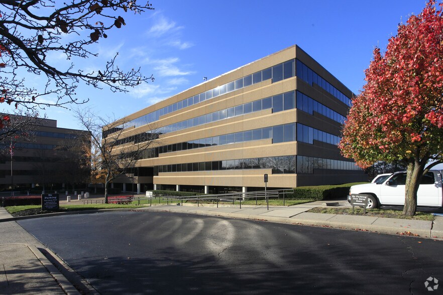 More Photos Of 402 Bna Dr, Nashville Unknown For Lease