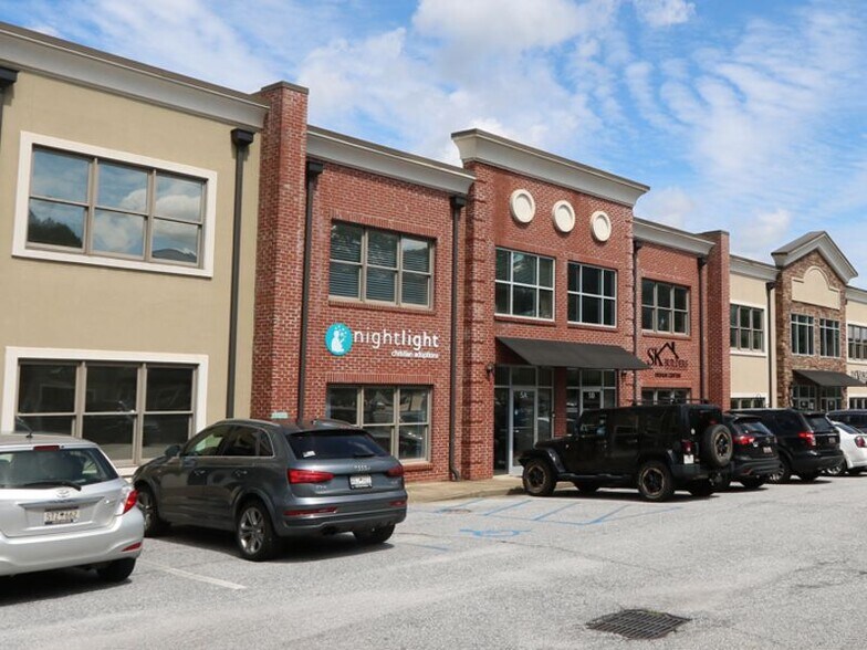 More Photos Of 955 W Wade Hampton Blvd, Greer Office For Lease