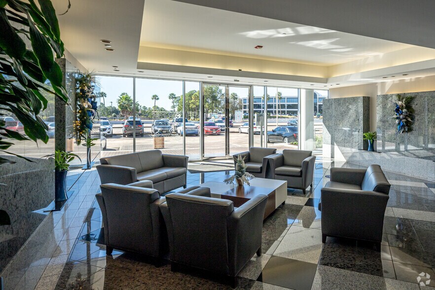 More Photos Of 2450 South Shore Blvd, League City Office For Lease