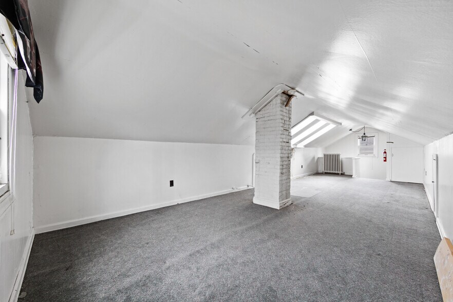 More Photos Of 9233 SR 14, Streetsboro Medical For Sale